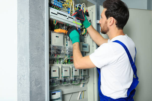 Best Electrical Contractors for Businesses  in Crestwood, MO